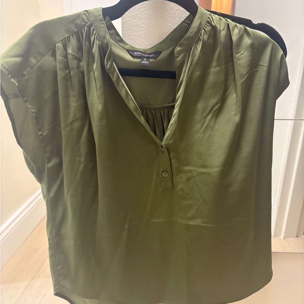 Banana Republic Olive Green Women's Top